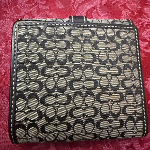 Coach Black and Cream Wallet - Picture 3 of 5